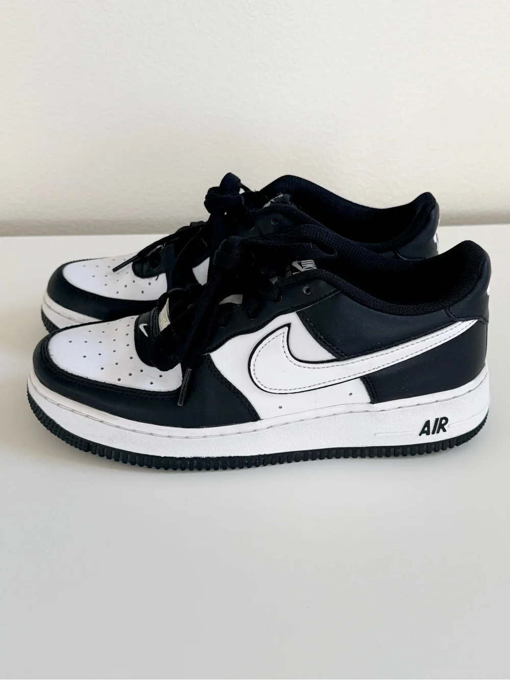 Nike Black and White Air Force 1 low top